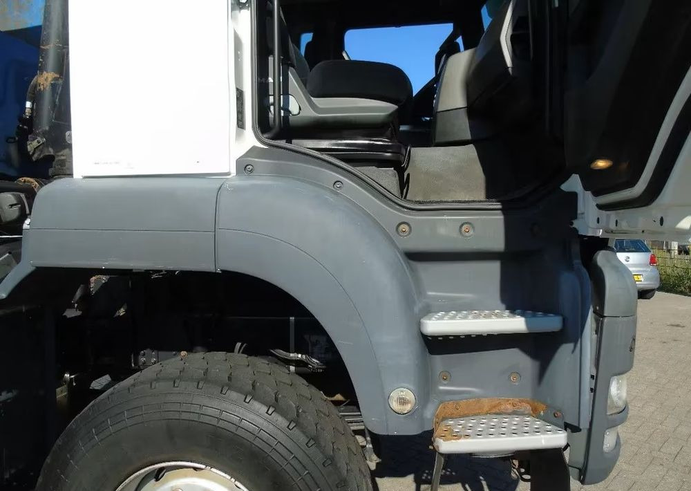 Xe ben, Xe cẩu tự hành MAN TGS 26.400 6x6 – Wywrotka 3-stronna Meiller + Żuraw HIAB 166 E3 HIPRO – 429.222 km – Euro 4: hình 15 Xe ben, Xe cẩu tự hành MAN TGS 26.400 6x6 – Wywrotka 3-stronna Meiller + Żuraw HIAB 166 E3 HIPRO – 429.222 km – Euro 4: hình 15