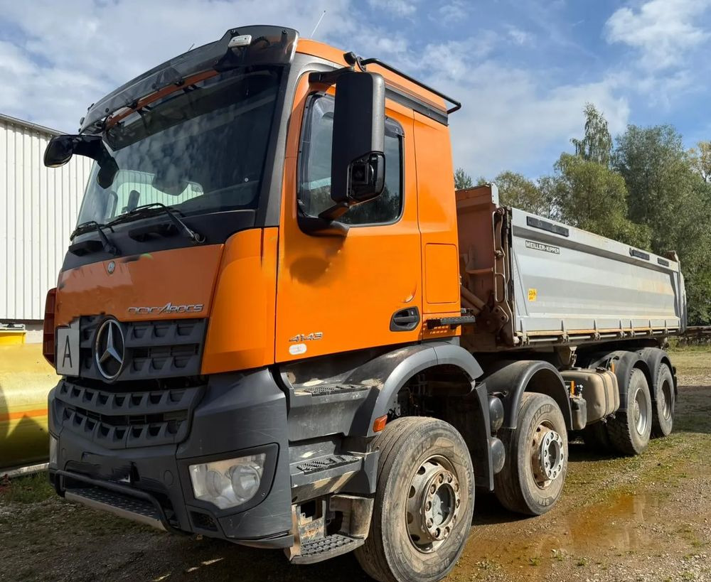 Mercedes-Benz AROCS 4143 8x4 | BORTMATIC - wywrotka trójstronna | Retarder |Zawieszenie na resorach | - Xe ben: hình 1 Mercedes-Benz AROCS 4143 8x4 | BORTMATIC - wywrotka trójstronna | Retarder |Zawieszenie na resorach | - Xe ben: hình 1