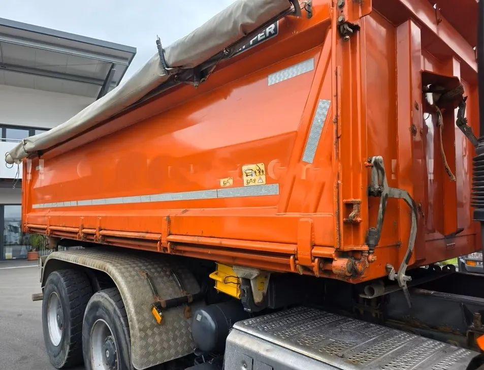 Mercedes-Benz Arocs 2645 6x4 – Wywrotka Meiller 3- stronny/ Manual / Retarder / BORDMATIK / Blatt/Blatt - Xe ben: hình 4 Mercedes-Benz Arocs 2645 6x4 – Wywrotka Meiller 3- stronny/ Manual / Retarder / BORDMATIK / Blatt/Blatt - Xe ben: hình 4