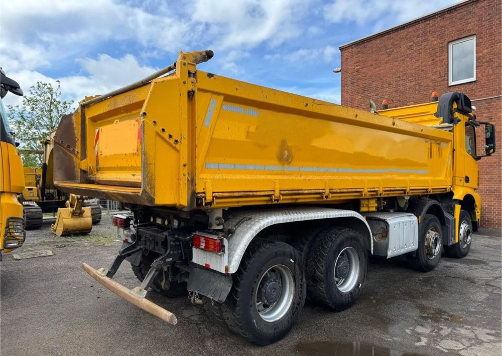 Mercedes-Benz Arocs 4151 8x4 • Retarder • Meiller Bordmatik • Euro 6c - Xe ben: hình 5 Mercedes-Benz Arocs 4151 8x4 • Retarder • Meiller Bordmatik • Euro 6c - Xe ben: hình 5
