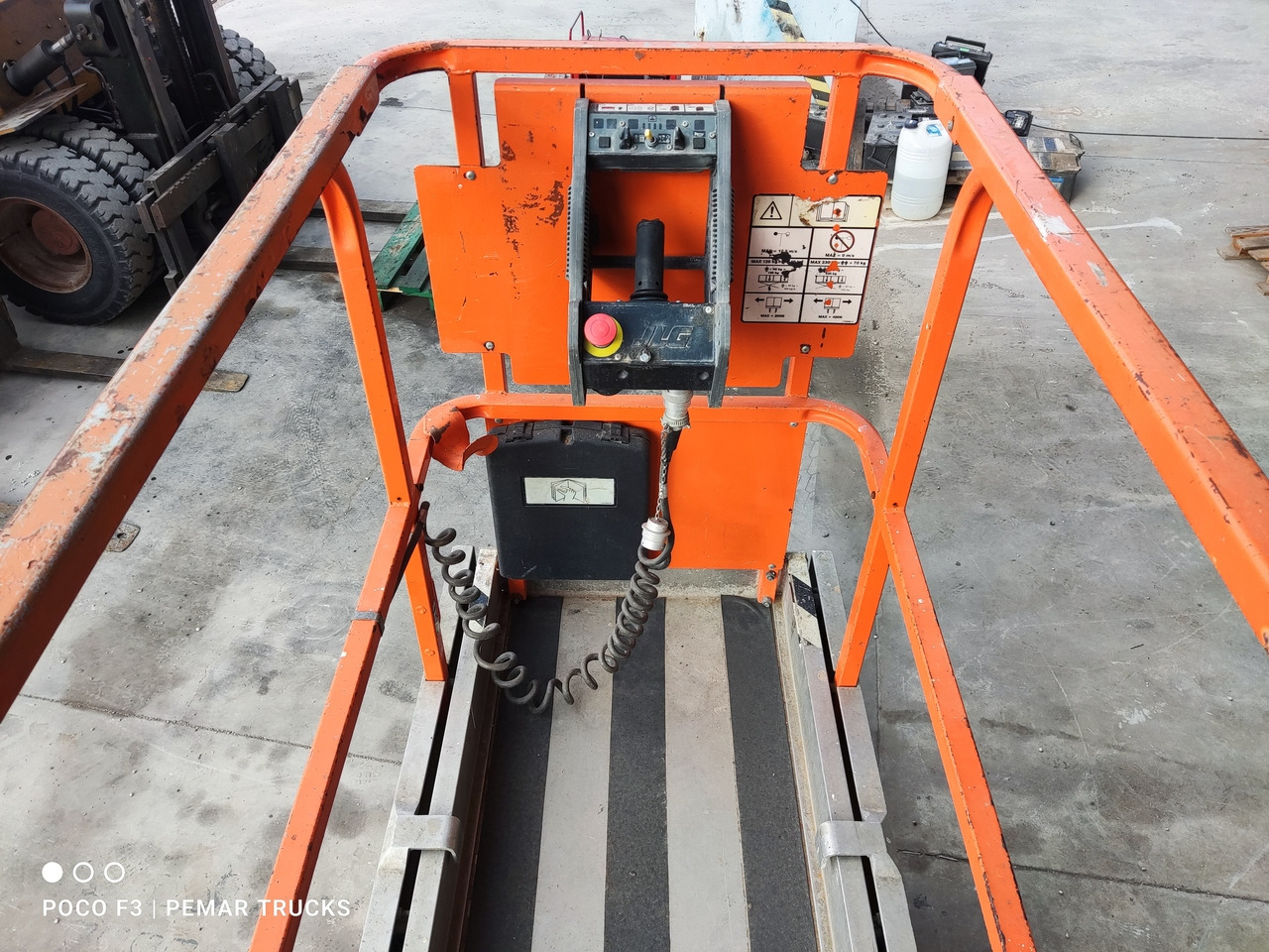 Máy nâng người hình kéo JLG 1930ES: hình 15