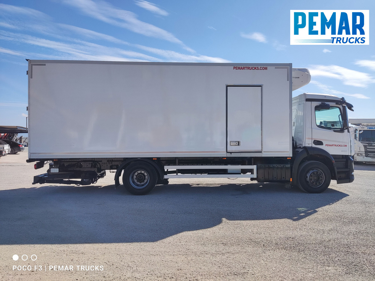 MERCEDES-BENZ MERCEDES BENZ ANTOS 1833 FRIGORIFICO 18T - Xe tải đông lạnh: hình 4 MERCEDES-BENZ MERCEDES BENZ ANTOS 1833 FRIGORIFICO 18T - Xe tải đông lạnh: hình 4