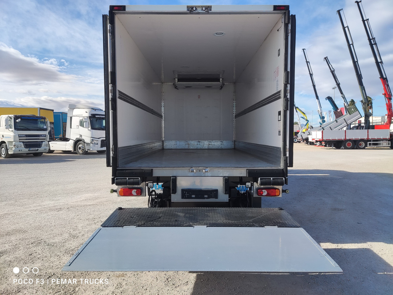 Xe tải đông lạnh VOLVO FL 250 FRIGORIFICO 12T EURO 6: hình 10