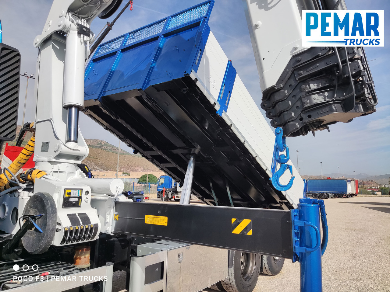 Xe ben, Xe cẩu tự hành VOLVO FM 400 6X2 GRUA PALFINGER PK 23002 BASCULANTE: hình 31