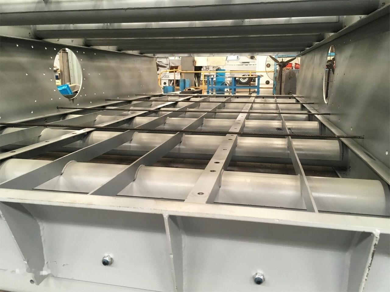 Kinglink Copper Ore Circular Vibrating Screen 3YA2160 | 200TPH - Máy sàng: hình 2 Kinglink Copper Ore Circular Vibrating Screen 3YA2160 | 200TPH - Máy sàng: hình 2