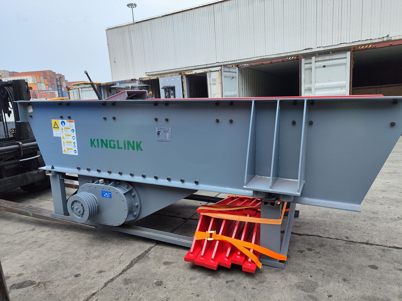 Kinglink Heavy-Duty Vibrating Grizzly Feeder ZSW380x96 - Máy móc đào mỏ: hình 4 Kinglink Heavy-Duty Vibrating Grizzly Feeder ZSW380x96 - Máy móc đào mỏ: hình 4