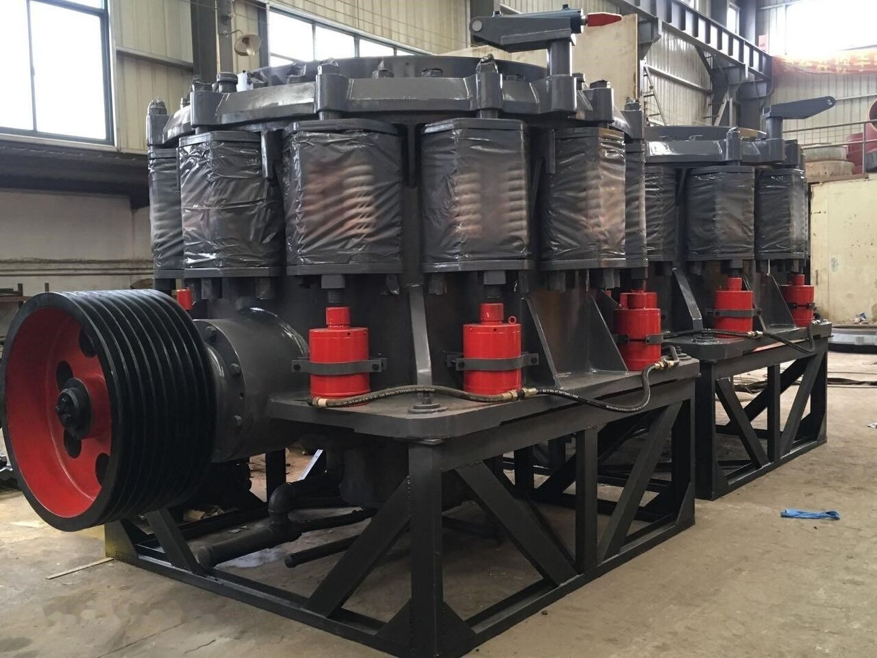 Máy nghiền hình nón mới Kinglink KLC1500 Iron Ore Cone Crusher: hình 7