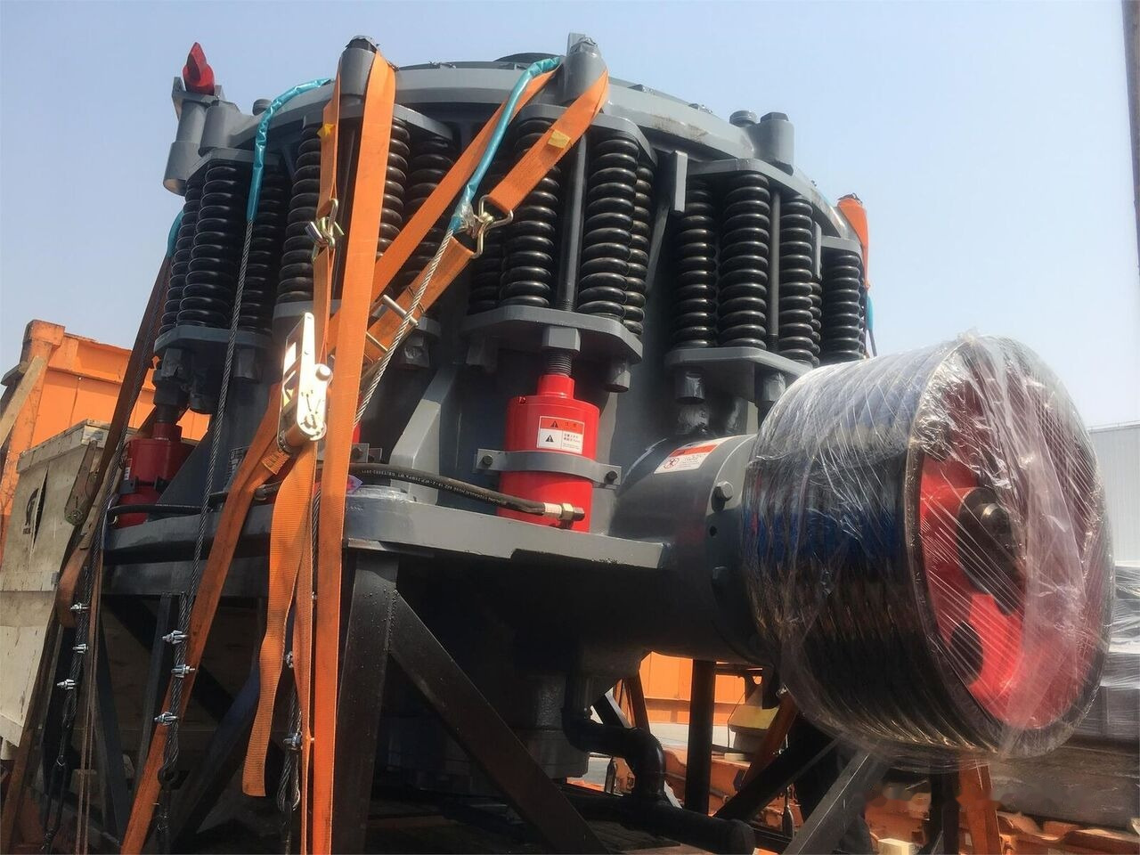 Kinglink KLC1680 Cone Crusher | Aggregates Production Line - Máy nghiền hình nón: hình 3 Kinglink KLC1680 Cone Crusher | Aggregates Production Line - Máy nghiền hình nón: hình 3