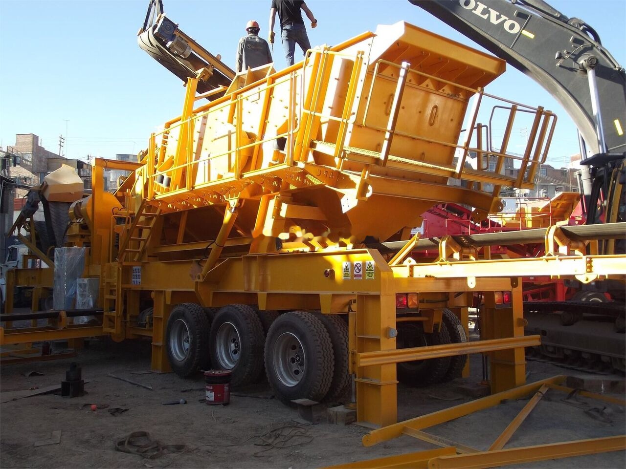 Kinglink Portable Mobile Vibrating Screen 3YK1548 - Máy sàng: hình 1 Kinglink Portable Mobile Vibrating Screen 3YK1548 - Máy sàng: hình 1
