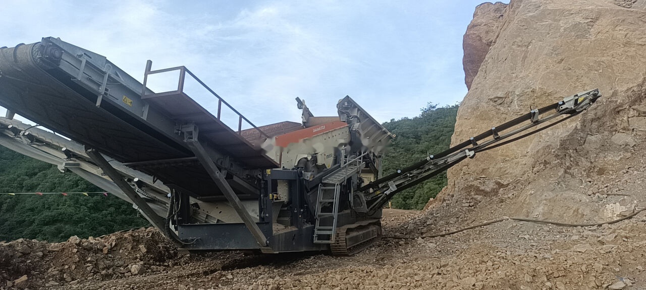 Metso LOKOTRACK ST2.8 VIBRATING SCREEN - Máy nghiền di động: hình 2 Metso LOKOTRACK ST2.8 VIBRATING SCREEN - Máy nghiền di động: hình 2