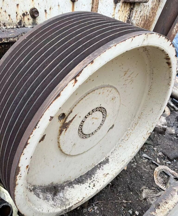 Metso Nordberg 1315 - Máy nghiền tác động: hình 4 Metso Nordberg 1315 - Máy nghiền tác động: hình 4