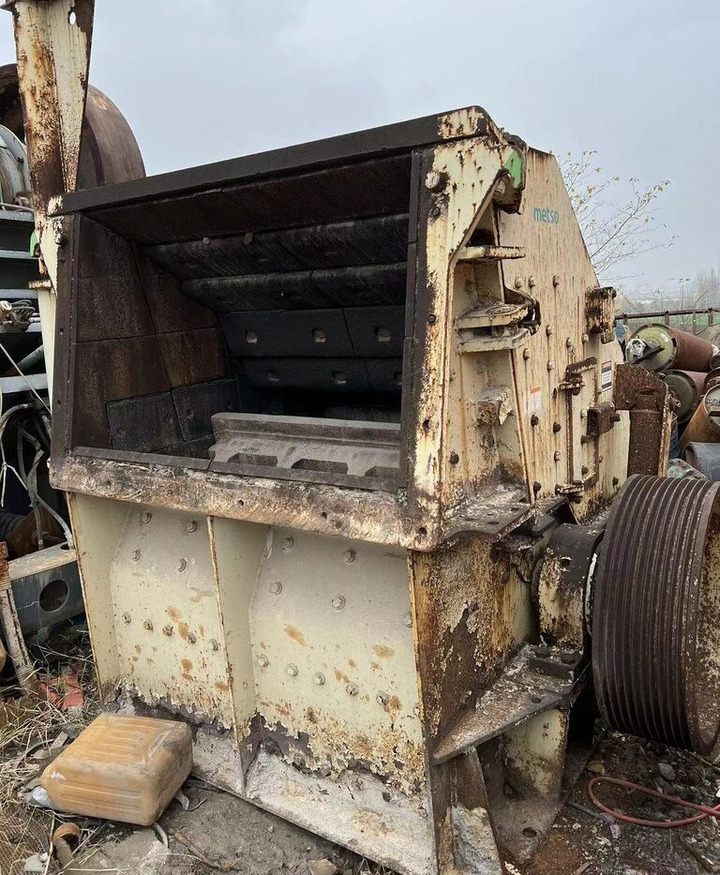 Metso Nordberg 1315 - Máy nghiền tác động: hình 5 Metso Nordberg 1315 - Máy nghiền tác động: hình 5