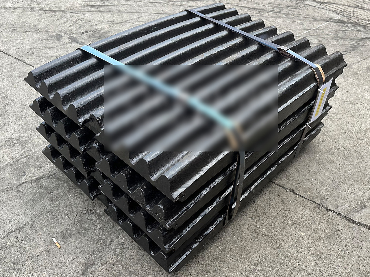KINGLINK High Manganese Steel Movable Jaw Plates 17003347 for CT2036 Jaw Crusher - Phụ tùng cho Máy móc xây dựng: hình 4 KINGLINK High Manganese Steel Movable Jaw Plates 17003347 for CT2036 Jaw Crusher - Phụ tùng cho Máy móc xây dựng: hình 4