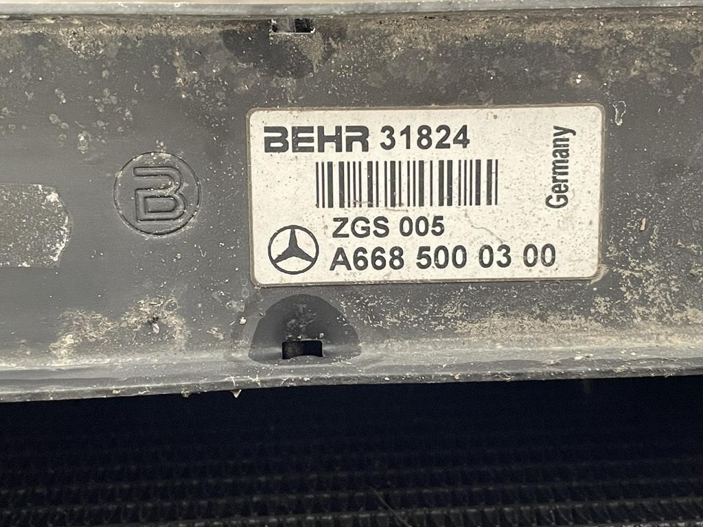 BEHR FOR MERCEDES VARIO - A 668 500 03 00 - Bộ tản nhiệt cho Xe tải: hình 4 BEHR FOR MERCEDES VARIO - A 668 500 03 00 - Bộ tản nhiệt cho Xe tải: hình 4