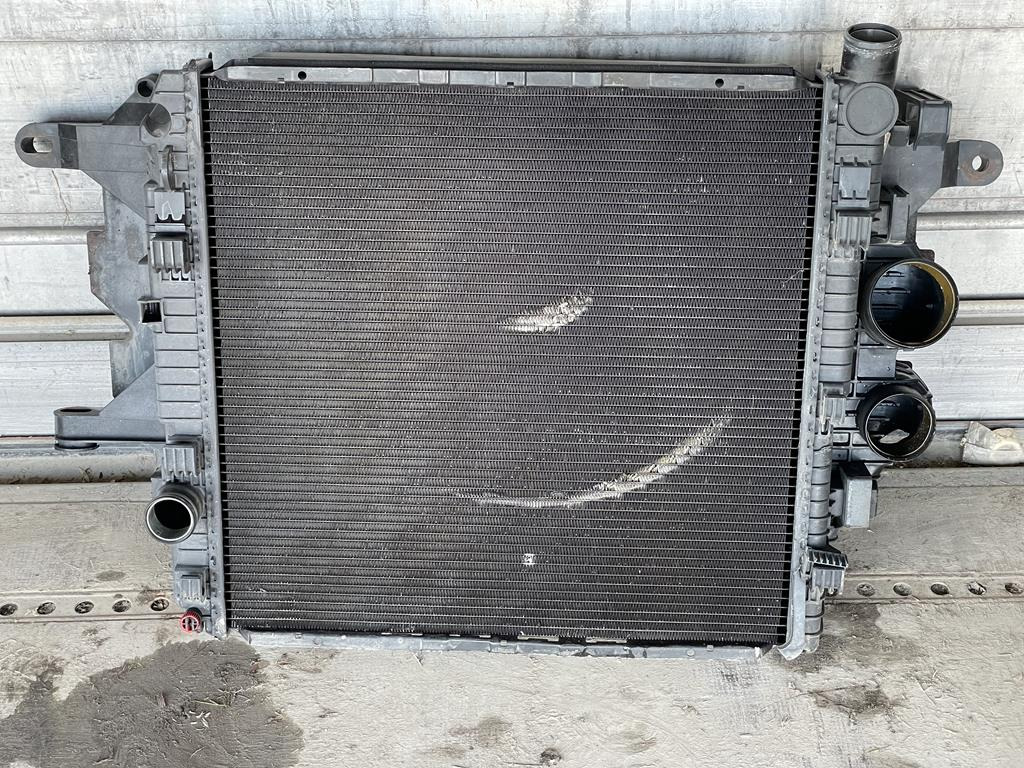 BEHR FOR MERCEDES VARIO - A 668 500 03 00 - Bộ tản nhiệt cho Xe tải: hình 2 BEHR FOR MERCEDES VARIO - A 668 500 03 00 - Bộ tản nhiệt cho Xe tải: hình 2