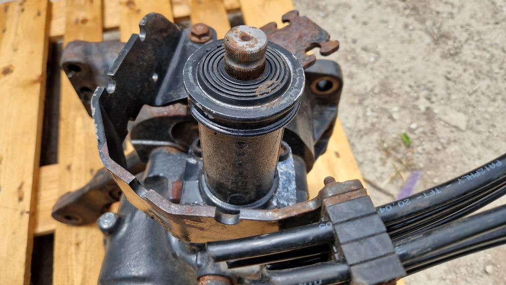 MAN TGA - RIGHT HAND DRIVE - Cơ cấu lái cho Xe tải: hình 5 MAN TGA - RIGHT HAND DRIVE - Cơ cấu lái cho Xe tải: hình 5