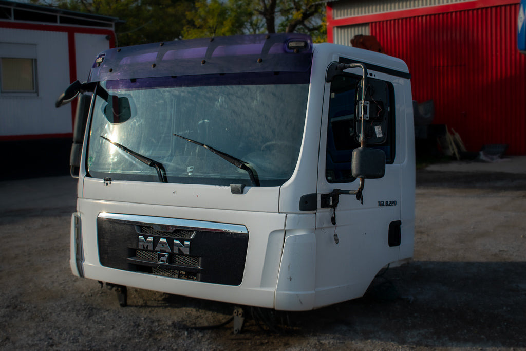 MAN TGL 8.220 - Cabin cho Xe tải: hình 1 MAN TGL 8.220 - Cabin cho Xe tải: hình 1