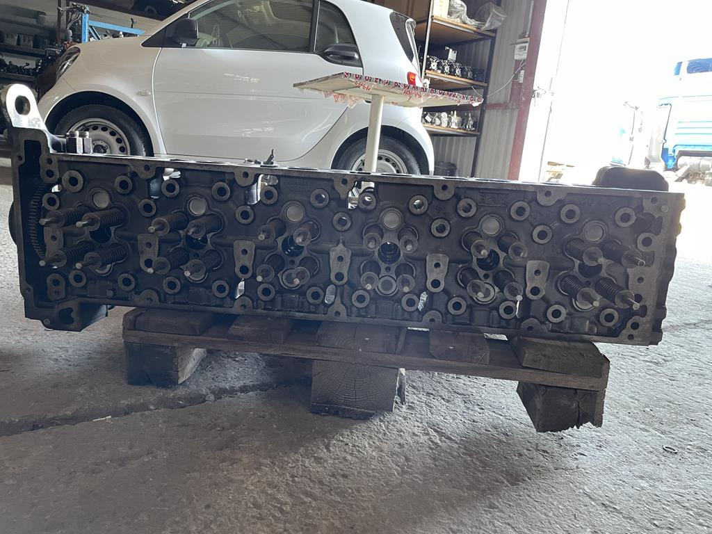 MERCEDES-BENZ ACTROS 471 - Đầu xilanh cho Xe tải: hình 3 MERCEDES-BENZ ACTROS 471 - Đầu xilanh cho Xe tải: hình 3