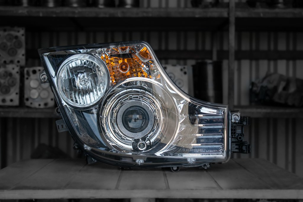 MERCEDES-BENZ ACTROS MP IV EURO VI XENON HEADLIGHT - FRONT - PASSENGER - Đèn trước cho Xe tải: hình 1 MERCEDES-BENZ ACTROS MP IV EURO VI XENON HEADLIGHT - FRONT - PASSENGER - Đèn trước cho Xe tải: hình 1