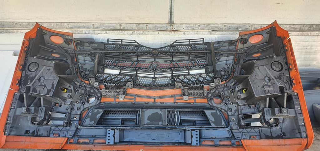 MERCEDES-BENZ ACTROS MP4 - Cản xe cho Xe tải: hình 5 MERCEDES-BENZ ACTROS MP4 - Cản xe cho Xe tải: hình 5