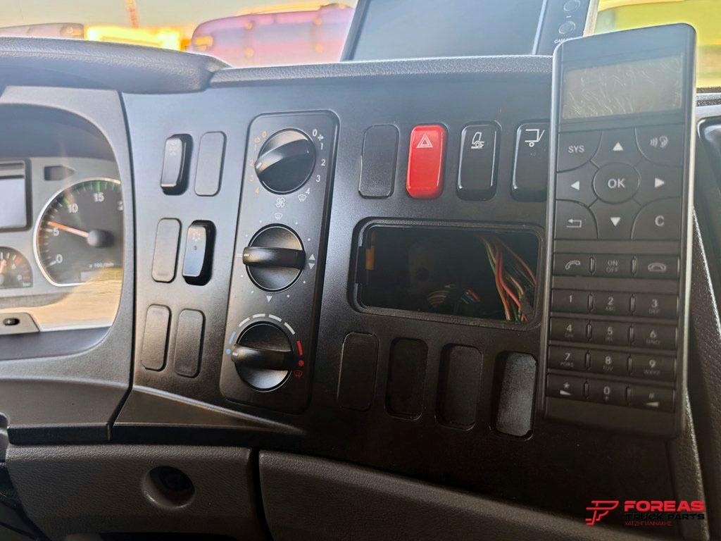 Xe ben MERCEDES-BENZ ATEGO 1022 - EURO5: hình 21