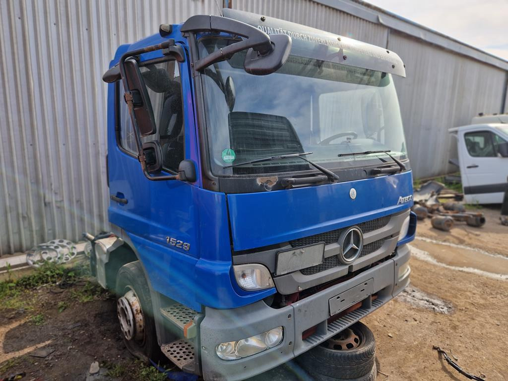 MERCEDES-BENZ ATEGO 3 - Cabin cho Xe tải: hình 2 MERCEDES-BENZ ATEGO 3 - Cabin cho Xe tải: hình 2
