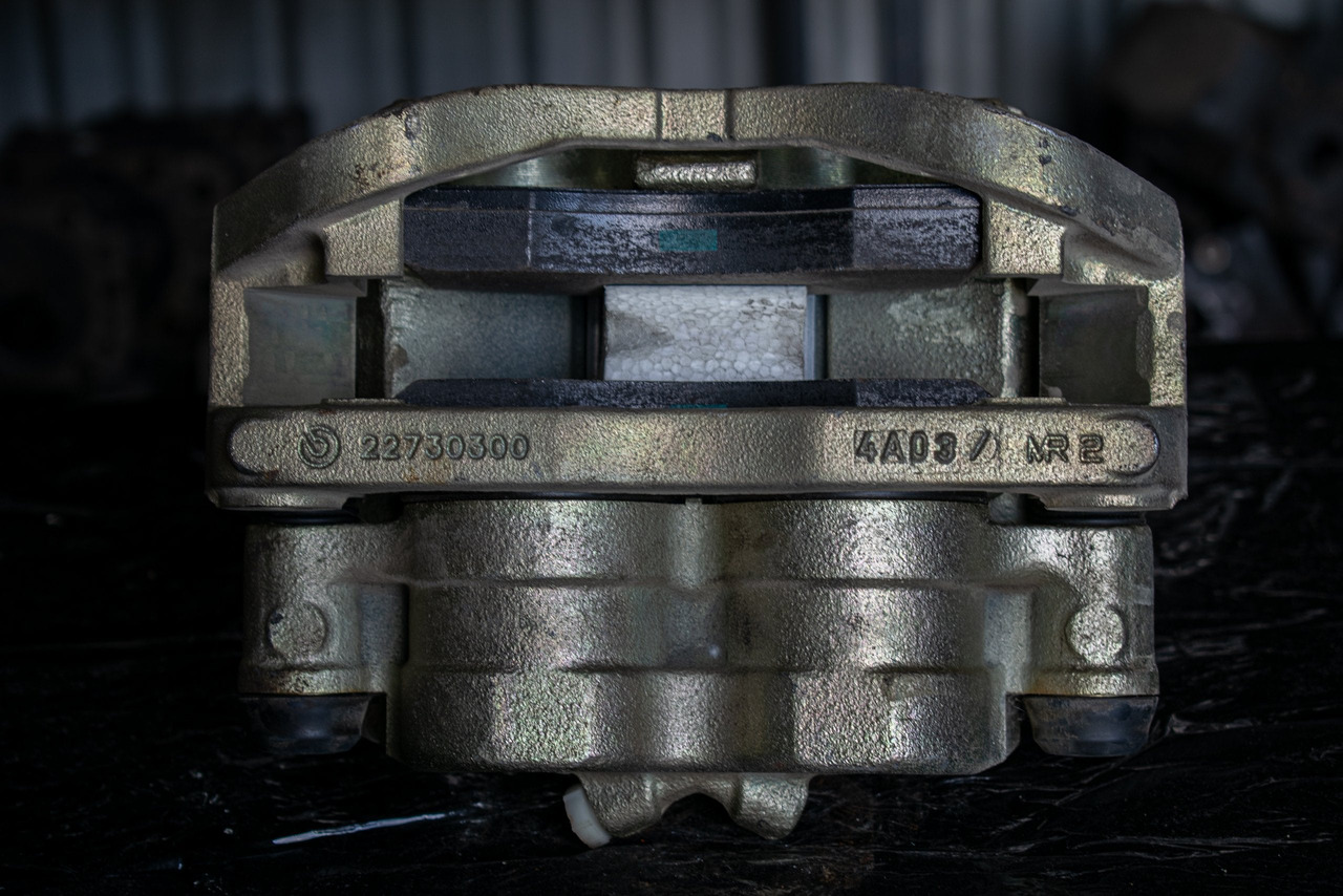 MERCEDES-BENZ SPRINTER 616 CDI DUAL PISTON - DRIVER - Bộ kẹp phanh cho Xe tải: hình 3 MERCEDES-BENZ SPRINTER 616 CDI DUAL PISTON - DRIVER - Bộ kẹp phanh cho Xe tải: hình 3