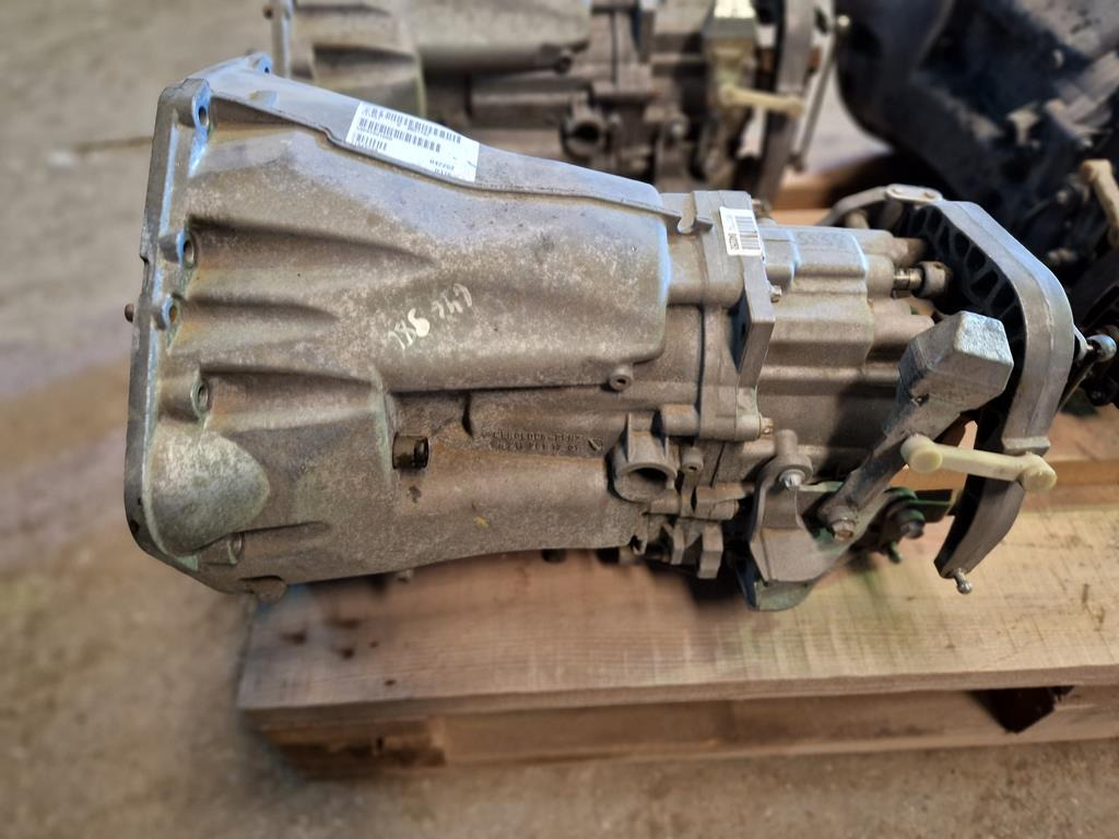 MERCEDES-BENZ SPRINTER 711651 - Hộp số cho Xe tải: hình 5 MERCEDES-BENZ SPRINTER 711651 - Hộp số cho Xe tải: hình 5