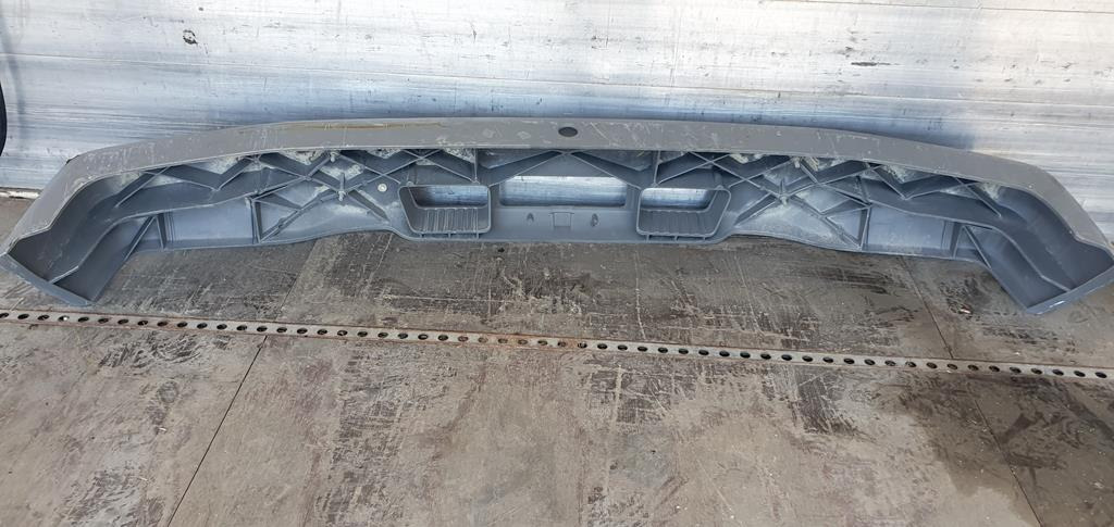 MERCEDES-BENZ VARIO - Cản xe cho Xe tải: hình 4 MERCEDES-BENZ VARIO - Cản xe cho Xe tải: hình 4