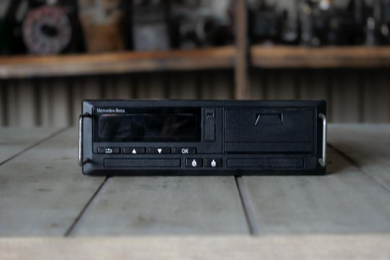 MERCEDES SPRINTER 12V - Máy đo tốc độ cho Xe tải: hình 1 MERCEDES SPRINTER 12V - Máy đo tốc độ cho Xe tải: hình 1