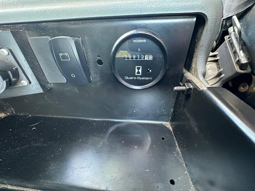 Máy chuyển tiếp John Deere 810 E: hình 11