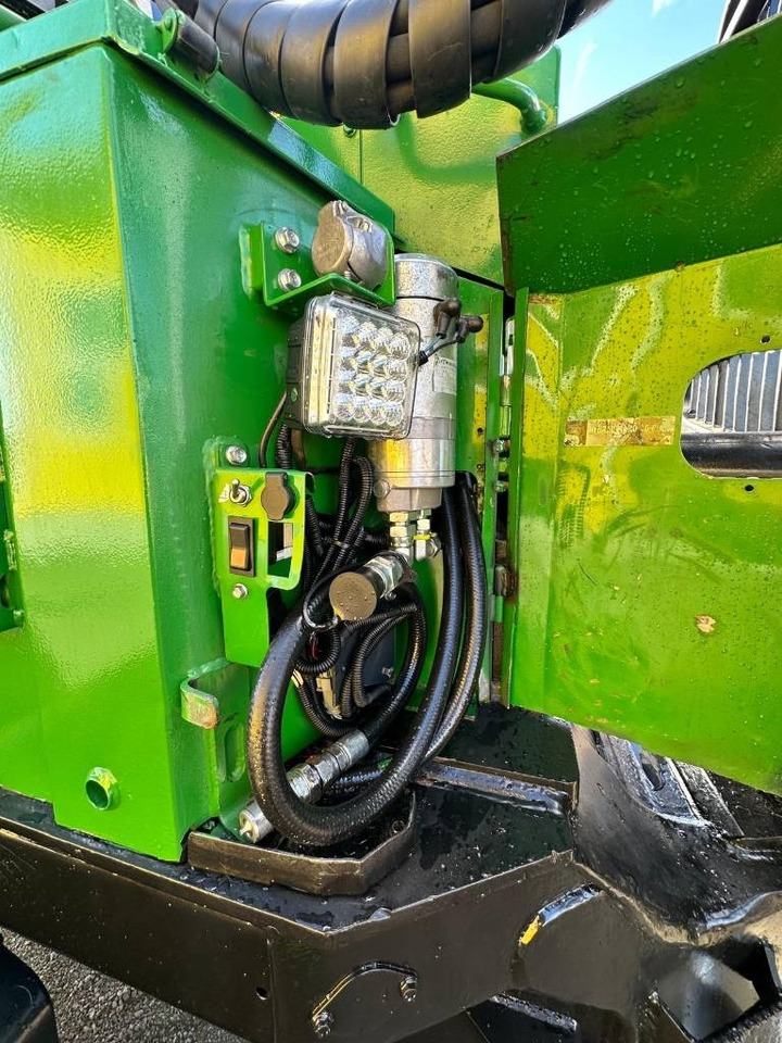 Máy chuyển tiếp John Deere 810 E: hình 13