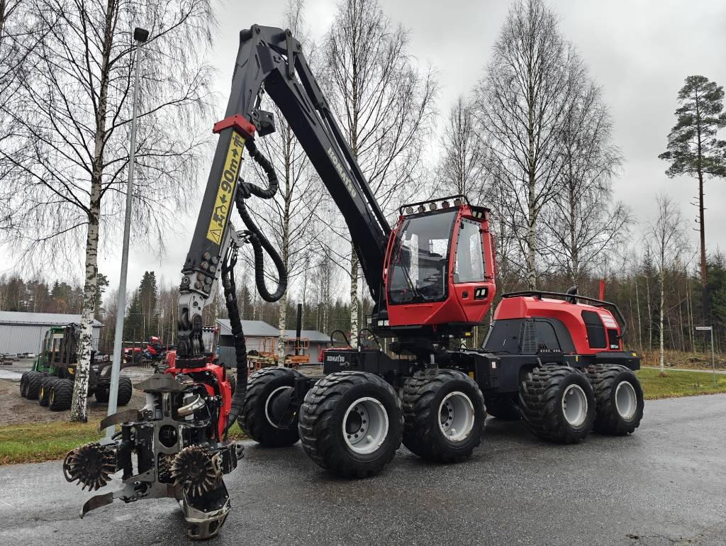 Komatsu 901 XC - Máy thu hoạch rừng: hình 1 Komatsu 901 XC - Máy thu hoạch rừng: hình 1