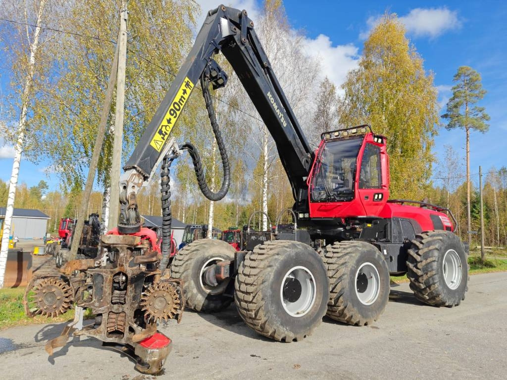 Komatsu 951 - Máy thu hoạch rừng: hình 1 Komatsu 951 - Máy thu hoạch rừng: hình 1