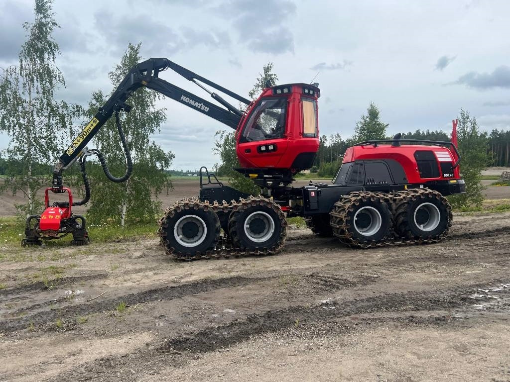 Komatsu 951 XC - Máy thu hoạch rừng: hình 3 Komatsu 951 XC - Máy thu hoạch rừng: hình 3