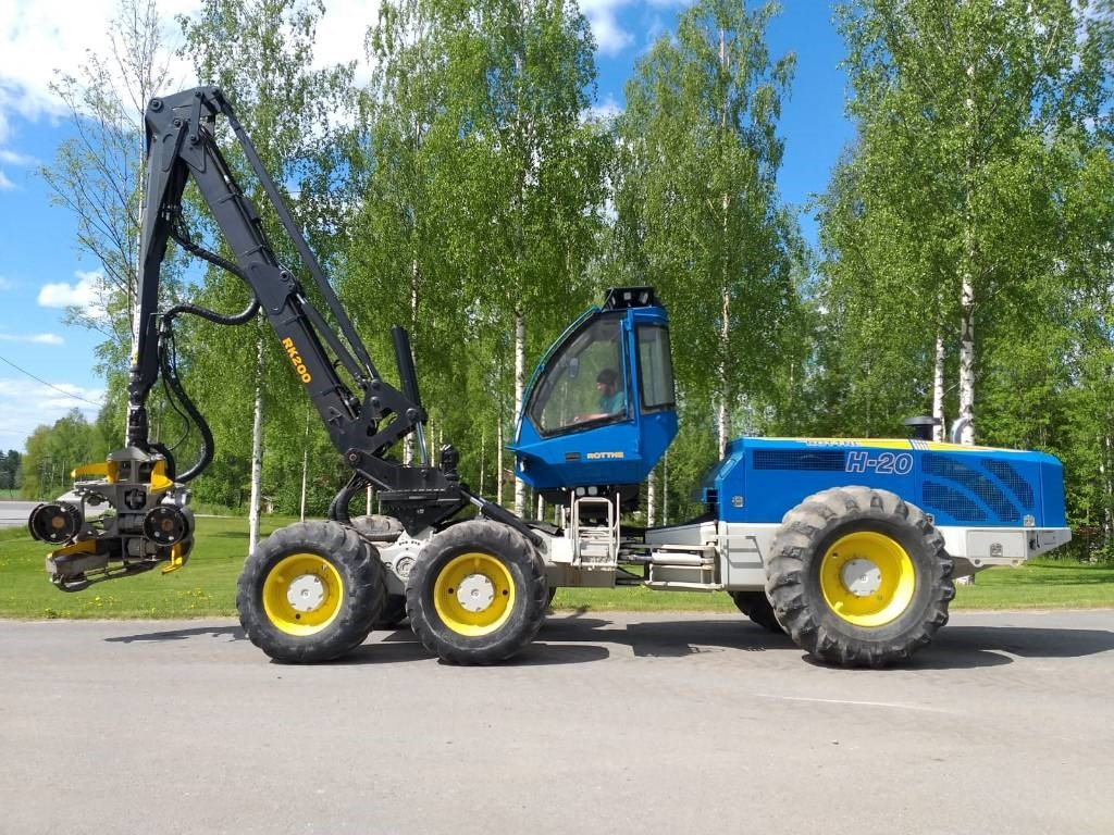 Rottne H20 - Máy thu hoạch rừng: hình 2 Rottne H20 - Máy thu hoạch rừng: hình 2