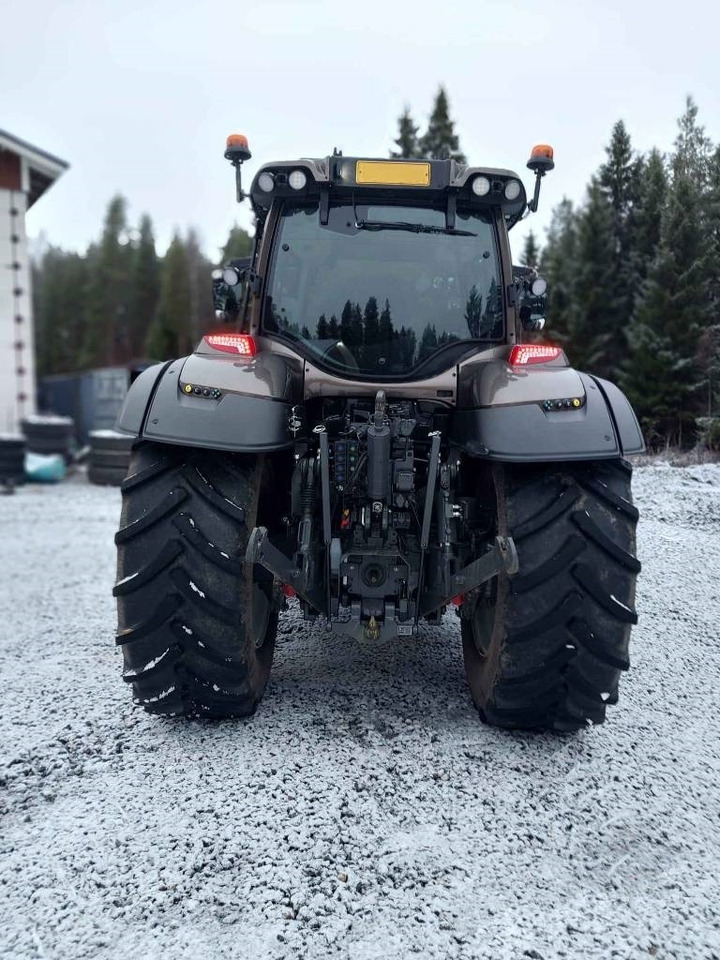 Valtra T 235 - Máy cày: hình 4 Valtra T 235 - Máy cày: hình 4