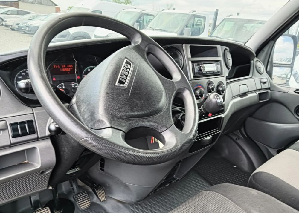 Iveco 35C13, 35C12, 35C14, 35C15 - Xe tải khung gầm: hình 3 Iveco 35C13, 35C12, 35C14, 35C15 - Xe tải khung gầm: hình 3