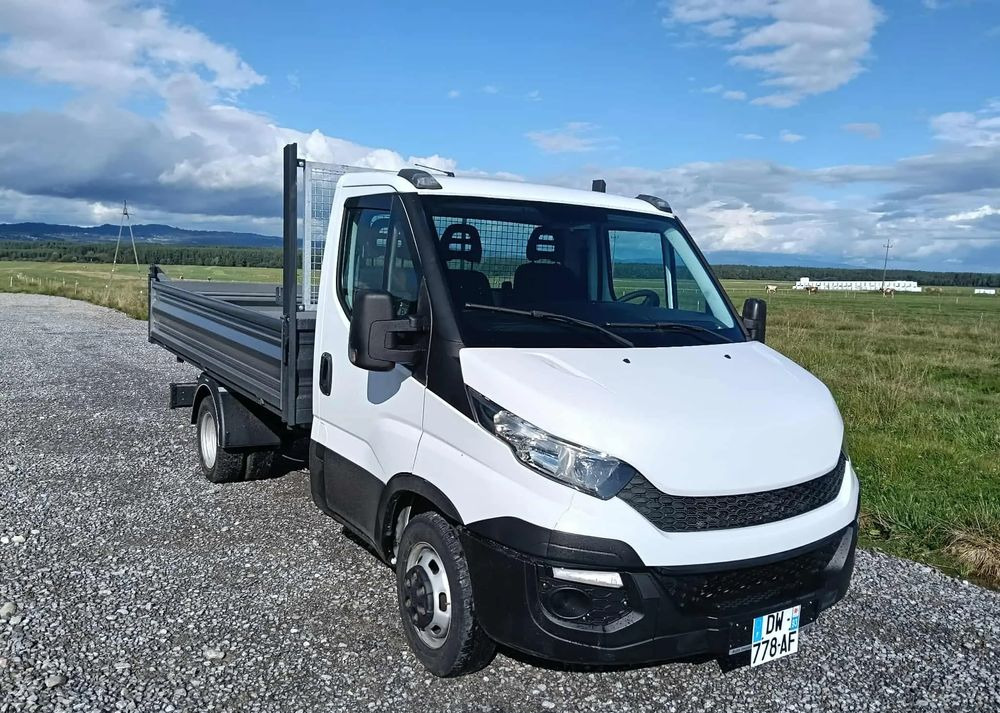 Iveco DAILY 35C13, 35C12, 35C14, 35C15 - Xe ben nhỏ: hình 2 Iveco DAILY 35C13, 35C12, 35C14, 35C15 - Xe ben nhỏ: hình 2