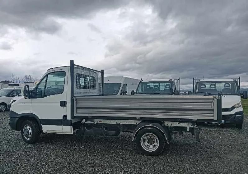 Iveco DAILY 35C13, 35C12, 35C15 - Xe ben nhỏ: hình 4 Iveco DAILY 35C13, 35C12, 35C15 - Xe ben nhỏ: hình 4