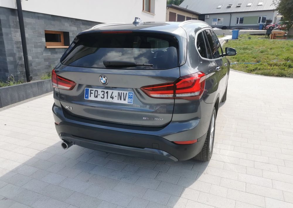 BMW X1 sDrive16d - Xe wagon: hình 4 BMW X1 sDrive16d - Xe wagon: hình 4