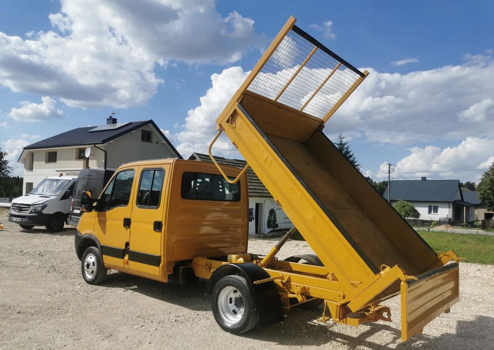 Iveco Daily 35C12 Brygadówka wywrotka Dubel hak kiper doka 35C13 - Xe ben nhỏ: hình 4 Iveco Daily 35C12 Brygadówka wywrotka Dubel hak kiper doka 35C13 - Xe ben nhỏ: hình 4