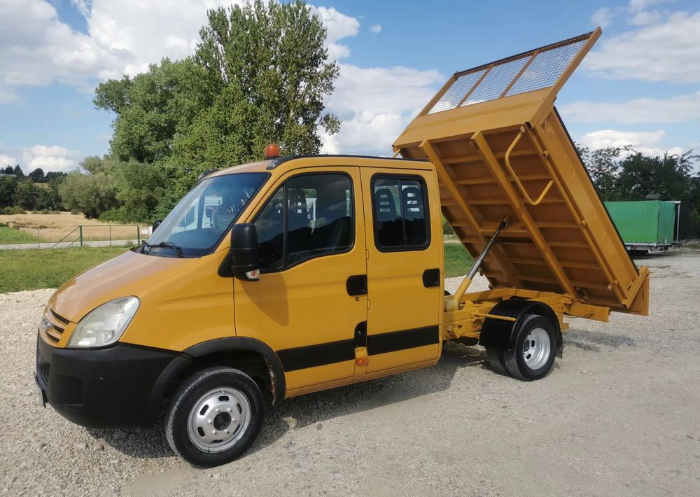 Iveco Daily 35C12 Brygadówka wywrotka Dubel hak kiper doka 35C13 - Xe ben nhỏ: hình 2 Iveco Daily 35C12 Brygadówka wywrotka Dubel hak kiper doka 35C13 - Xe ben nhỏ: hình 2