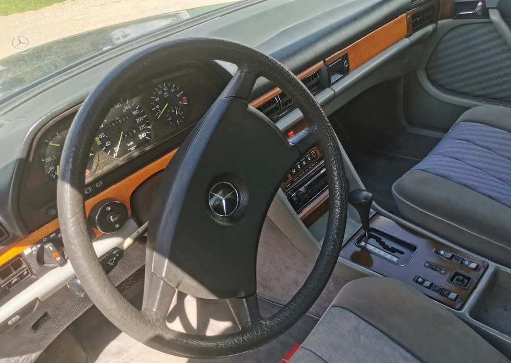 Sedan Mercedes-Benz Klasa S: hình 12