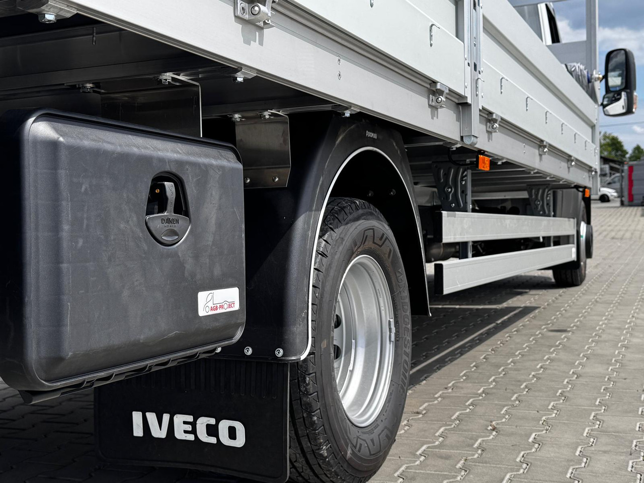 Cho thuê Iveco Daily 70C18 Iveco Daily 70C18: hình 10