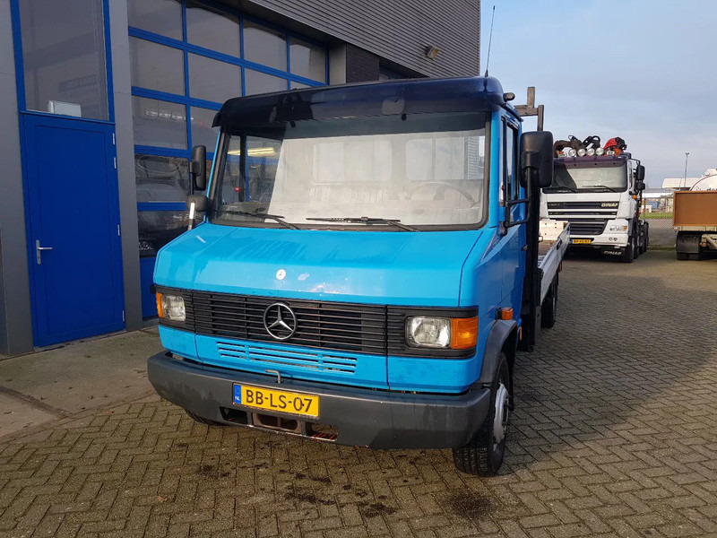 Mercedes-Benz 611 D Open laadbak Manual - Xe tải thùng lửng/ Phẳng: hình 2 Mercedes-Benz 611 D Open laadbak Manual - Xe tải thùng lửng/ Phẳng: hình 2