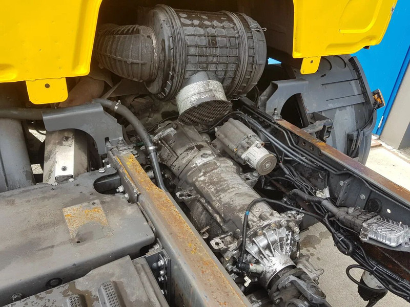 Xe tải khung gầm Volvo FE 320 6x2 Euro 5 290.000 km Retarder TÜV: hình 14