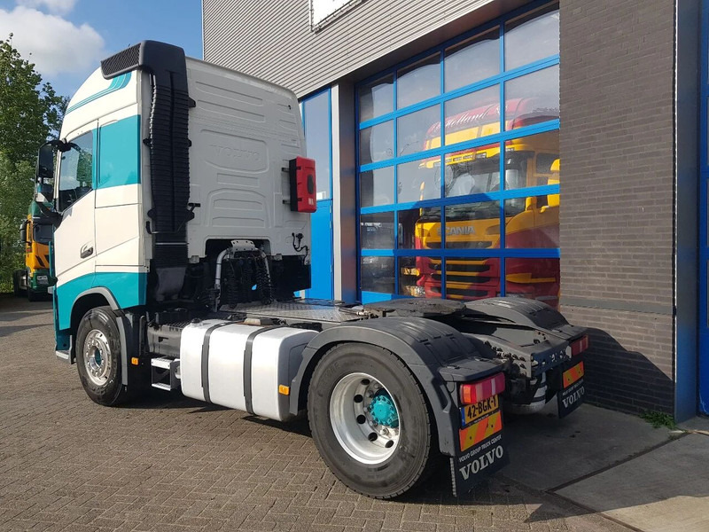 Volvo FH 420 ADR klasse EX/II, EX/III, FL en AT Double tank PTO - Xe đầu kéo: hình 4 Volvo FH 420 ADR klasse EX/II, EX/III, FL en AT Double tank PTO - Xe đầu kéo: hình 4