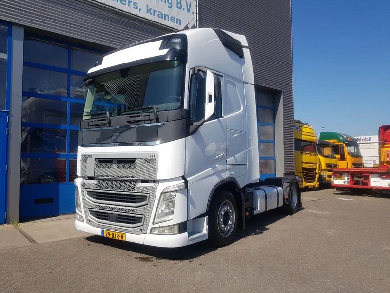 Volvo FH 420 Low deck XL Cabine hefschotel I-Parc Cool - Xe đầu kéo: hình 2 Volvo FH 420 Low deck XL Cabine hefschotel I-Parc Cool - Xe đầu kéo: hình 2
