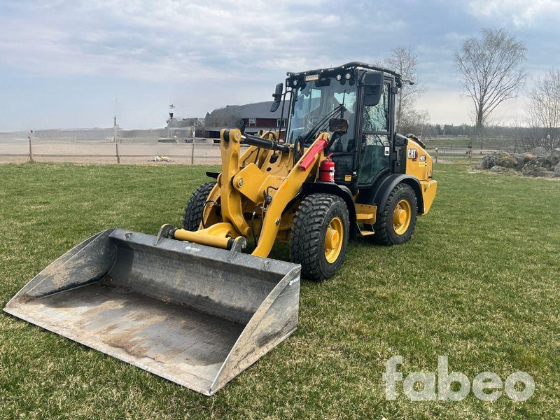 Caterpillar 906 Next - Máy xúc lật bánh lốp: hình 1 Caterpillar 906 Next - Máy xúc lật bánh lốp: hình 1